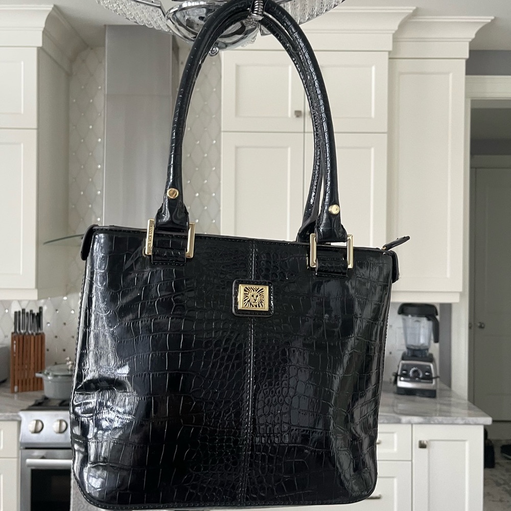 Vintage 80/90s Anne Klein pre loved hand bag faux black crocodile